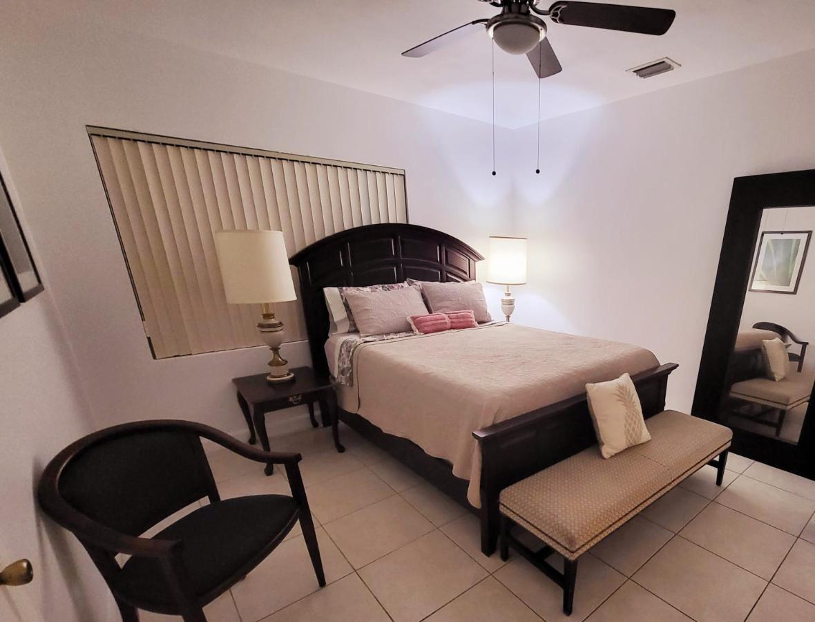 Royal Poinciana Stay Miami Springs ภายนอก รูปภาพ