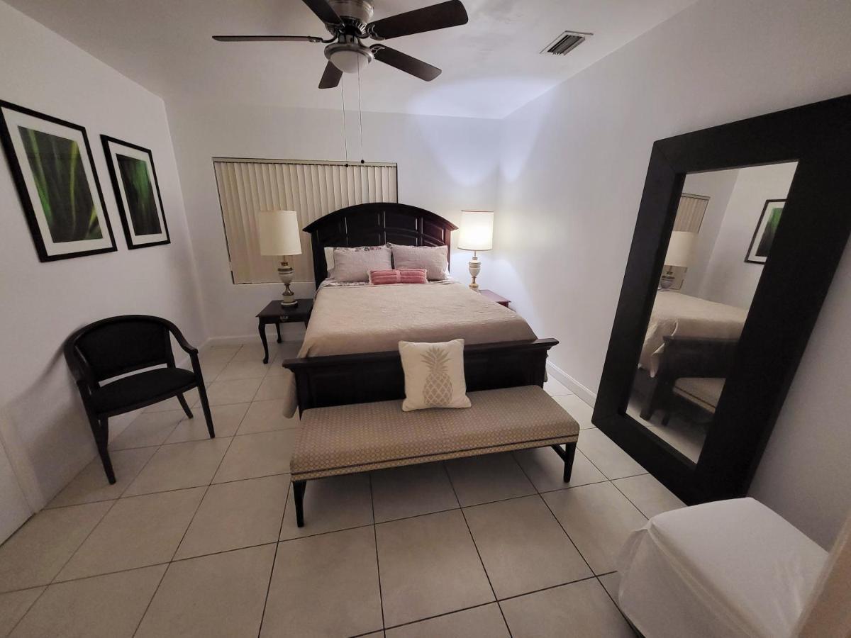 Royal Poinciana Stay Miami Springs ภายนอก รูปภาพ