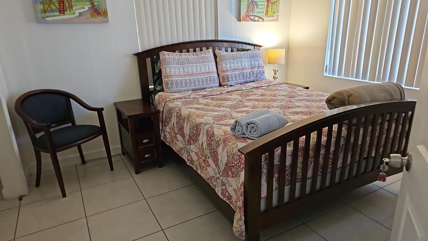 Royal Poinciana Stay Miami Springs ภายนอก รูปภาพ