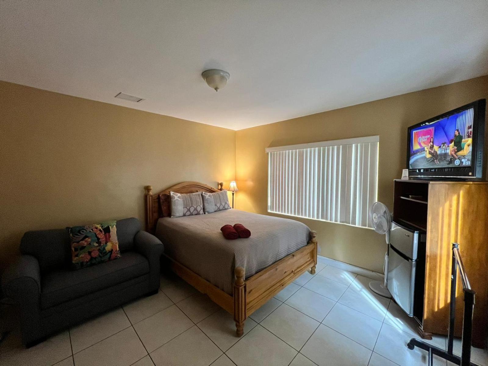 Royal Poinciana Stay Miami Springs ภายนอก รูปภาพ